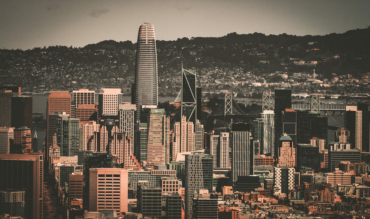 面对一个更 面对一个更